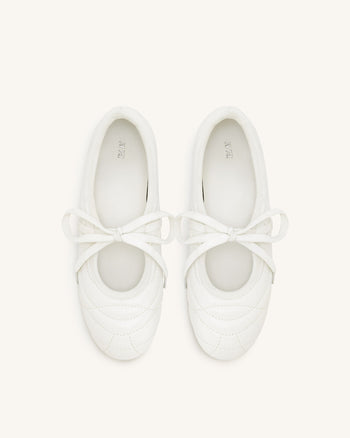 Erika 明線繫帶芭蕾平底鞋 - 白色